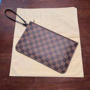 Damier Ebene Neverfull Pochette Larger Size